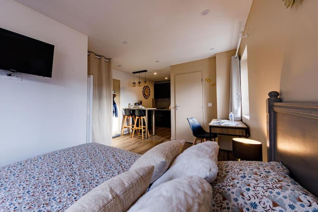 Joli Appartement, Le Bouchon Remois, Centre Ville Reims Luaran gambar